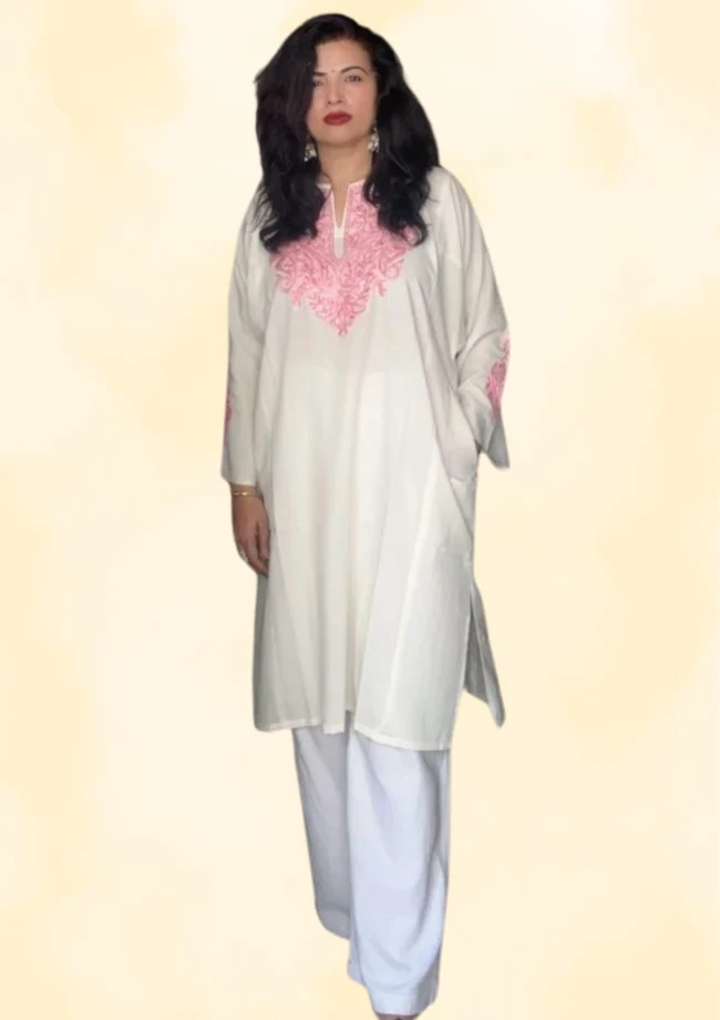 Handcrafted Luxury: Kashmiri Aari Embroidered Pheran - Image 3