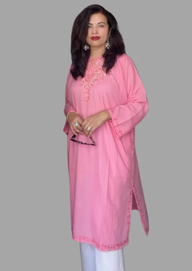 Handcrafted Luxury: Kashmiri Aari Embroidered Pheran - Image 3