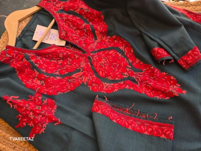 Handcrafted Luxury: Kashmiri Aari Embroidered Pheran - Image 2