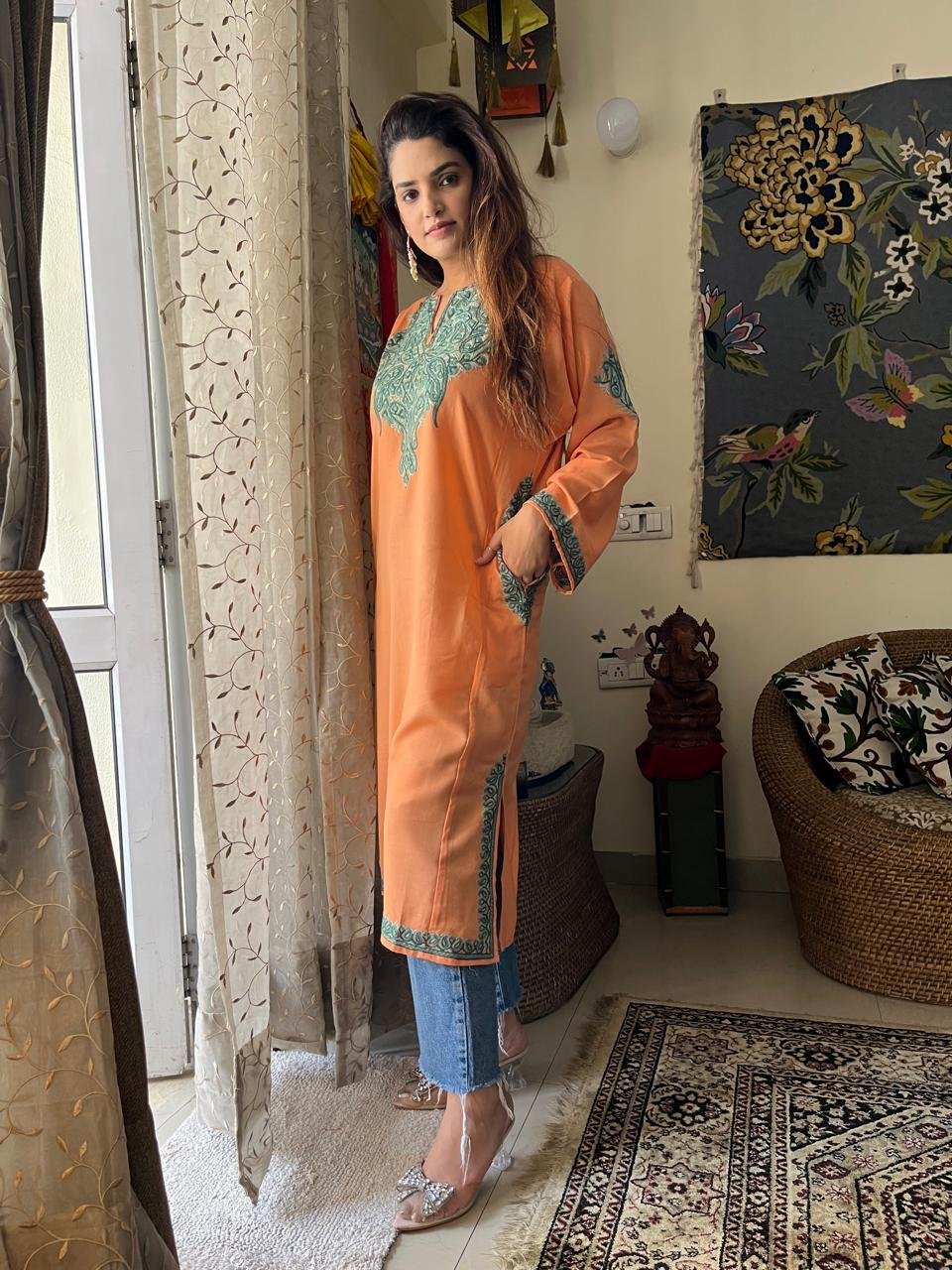 Handcrafted Luxury: Kashmiri Aari Embroidered Pheran - Image 4