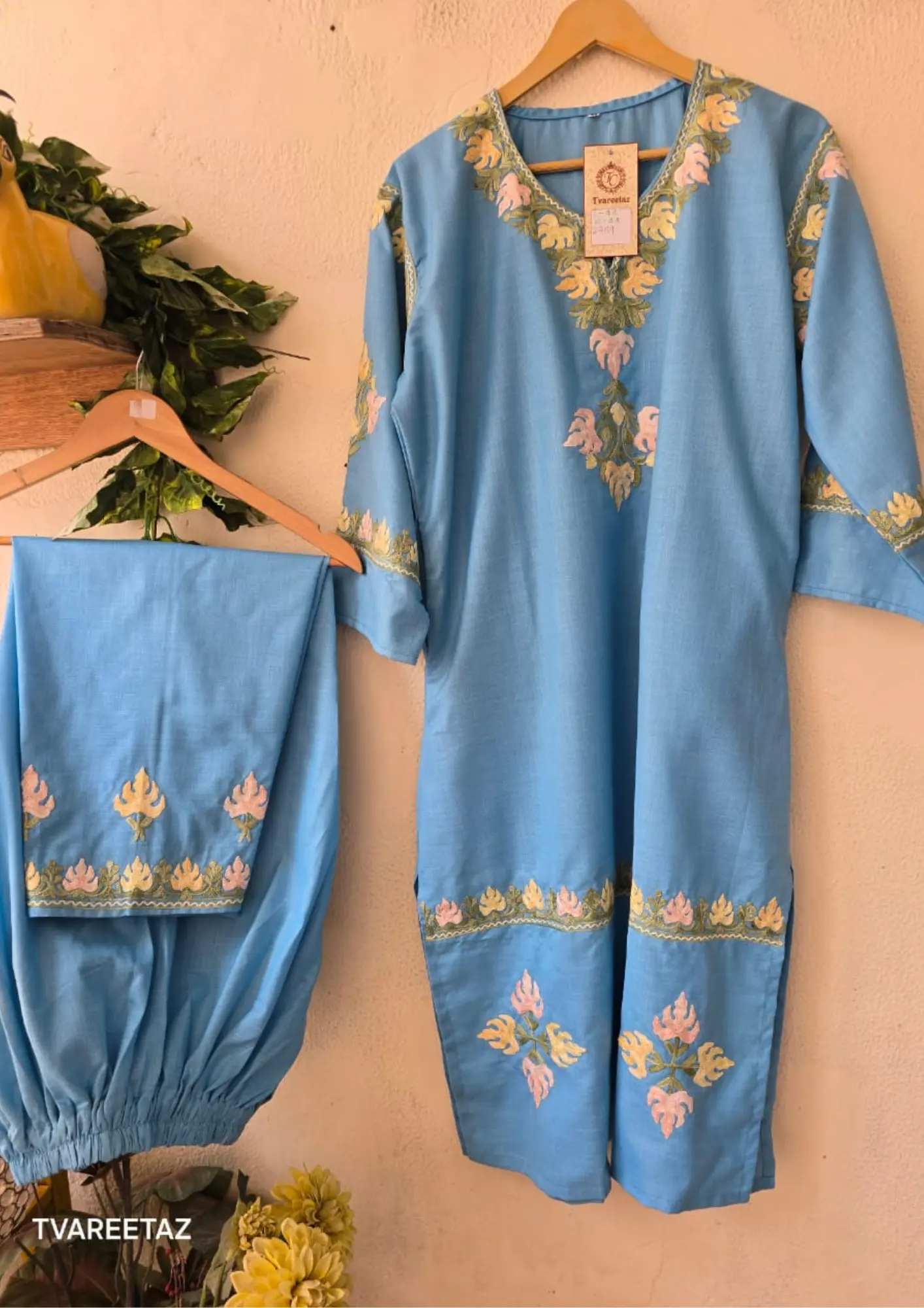 💎 A Story Woven in Soul: Your Kashmiri Aari Cordset Awaits! 💎