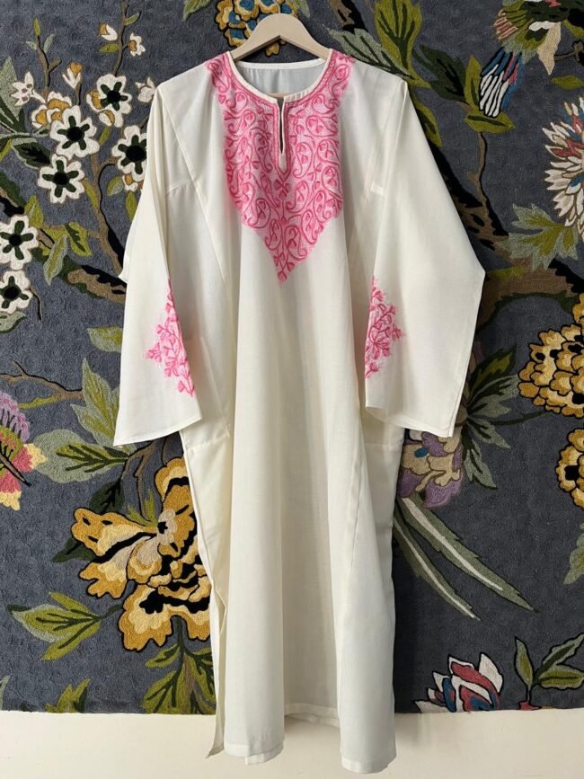 Handcrafted Luxury: Kashmiri Aari Embroidered Pheran - Image 6
