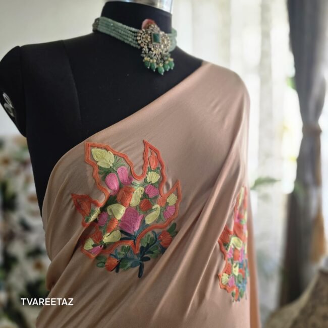 Exquisite Kashmiri Saree – "Chinar Aksh" by Tvareetaz - Image 6