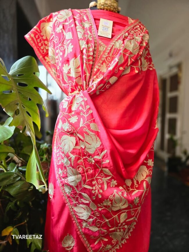 Exquisite Kashmiri Rose Peach Party Suit with Dual Tilla Embroidery - Image 2