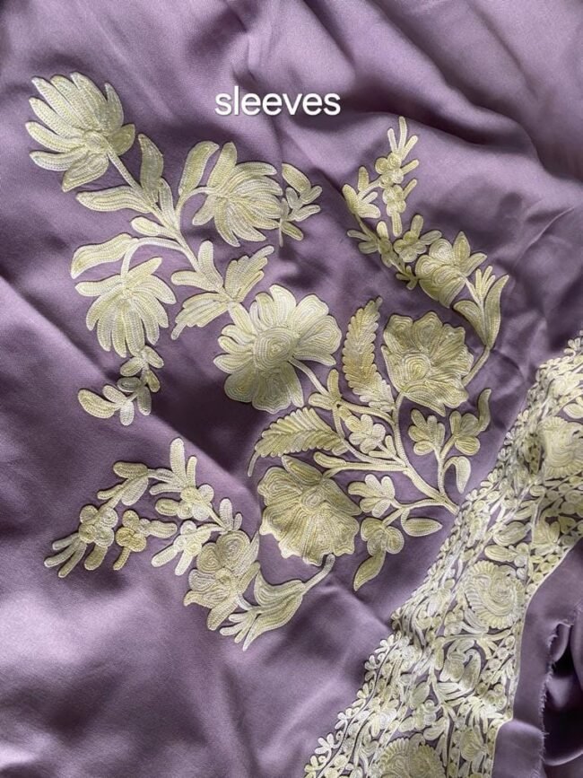 Exquisite Tvareetaz Designer Kashmiri Suit – A Masterpiece in Lavender & Ivory! - Image 4
