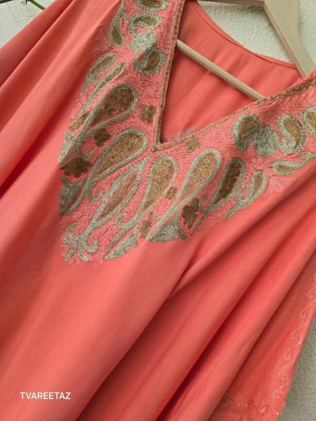 Elegant Comfort Meets Tradition: Kashmiri Tilla Embroidery Kaftan by Tvareetaz - Image 2