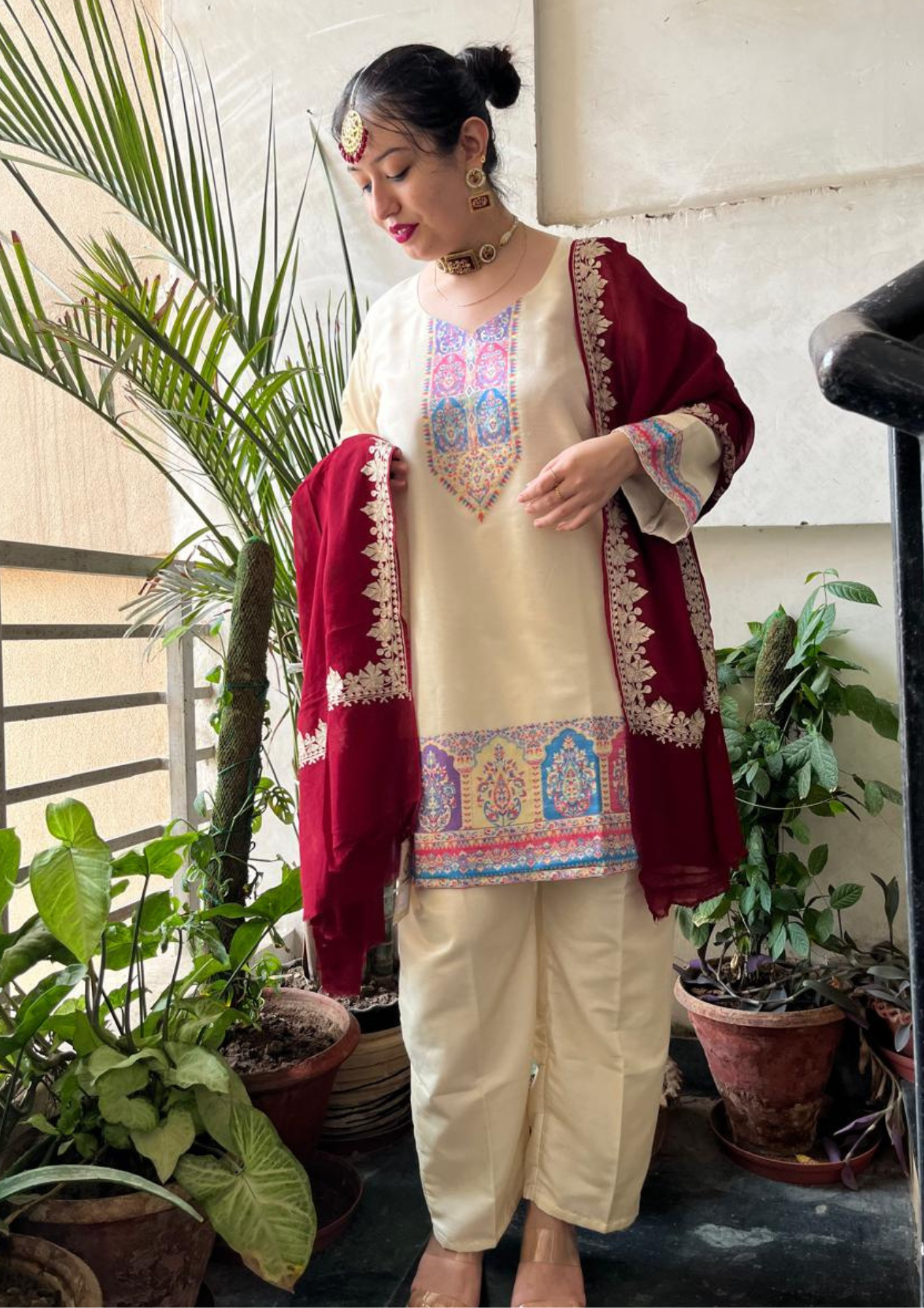 Kashmiri Kaani Silk Cord Set