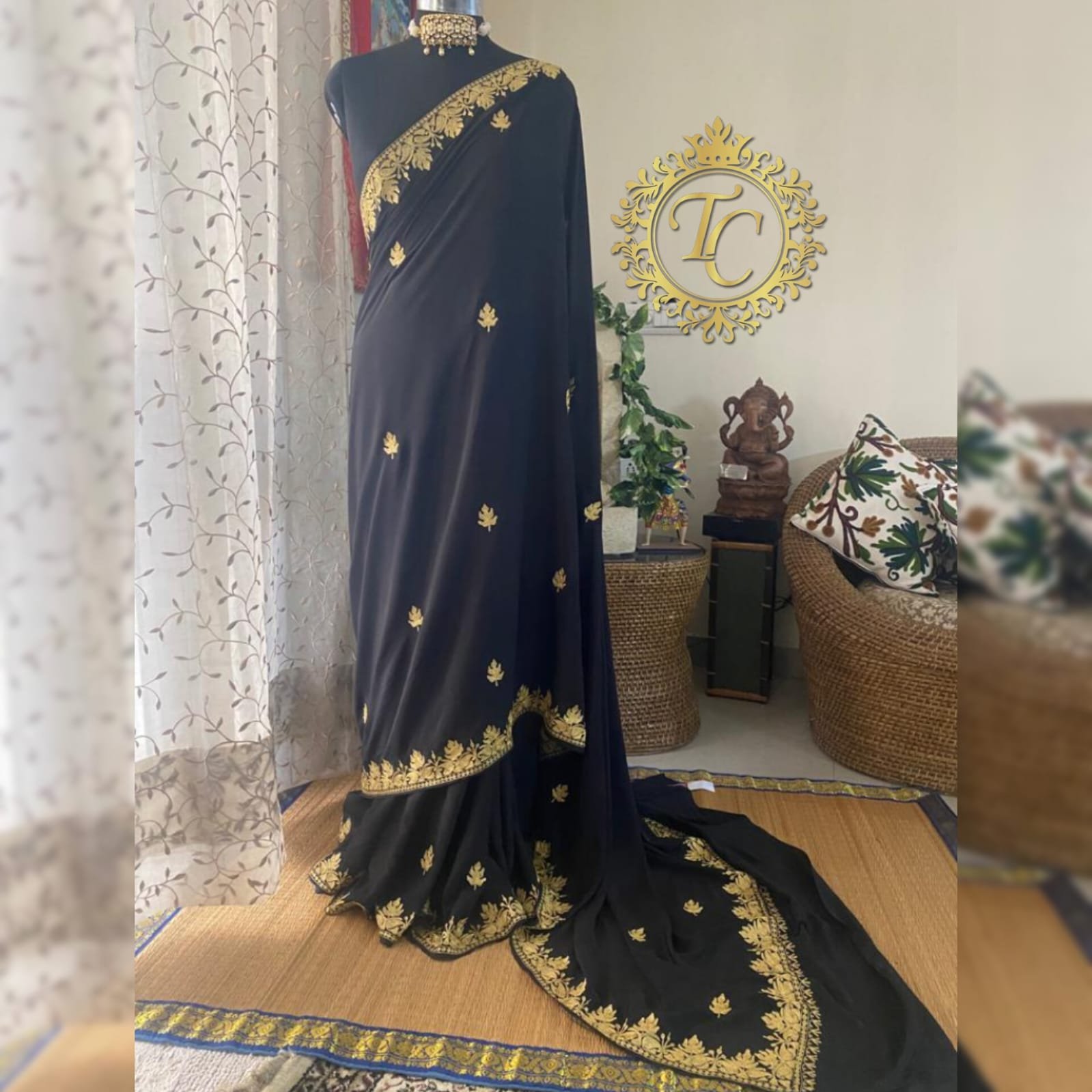 Tvareetaz Exclusive Kashmiri Saree - Image 2