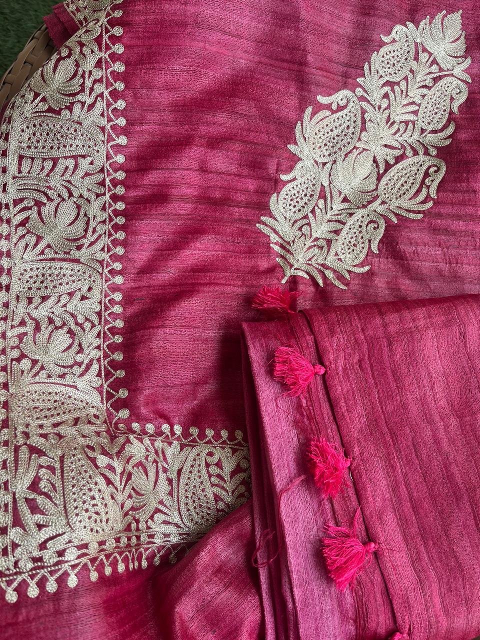 Tvareetaz Premiums – Gichcha Kashmiri Saree - Image 4