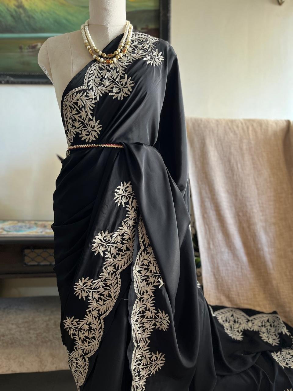Jashan – Kashmiri Tilla Embroidery Saree✨ - Image 8