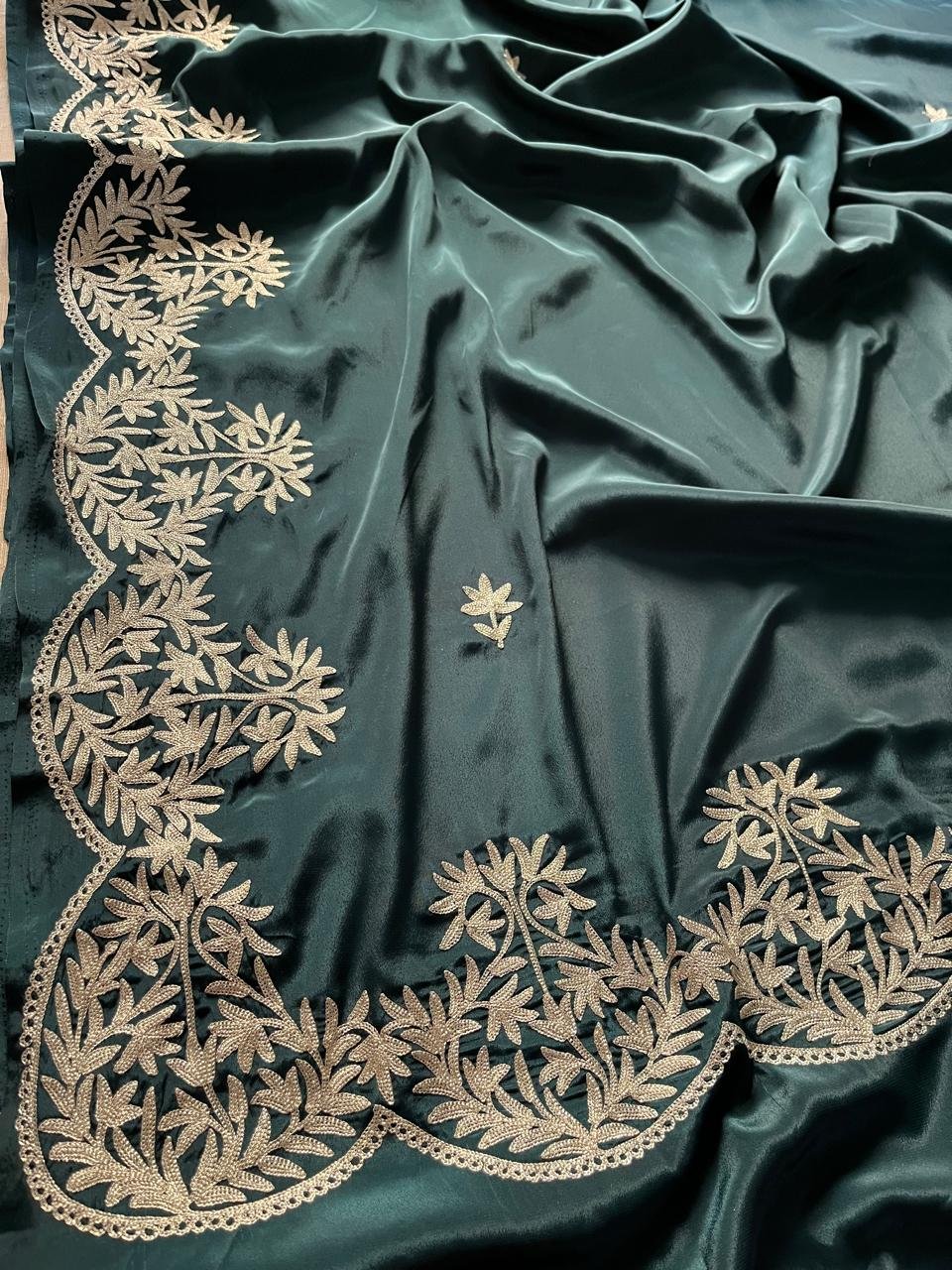 Jashan – Kashmiri Tilla Embroidery Saree✨ - Image 9
