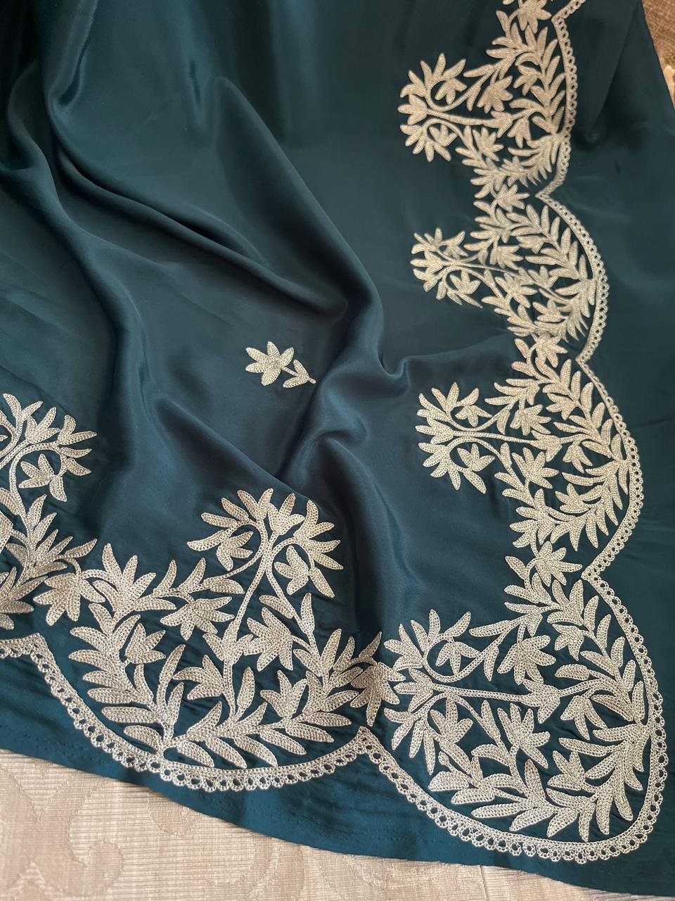 Jashan – Kashmiri Tilla Embroidery Saree✨ - Image 6