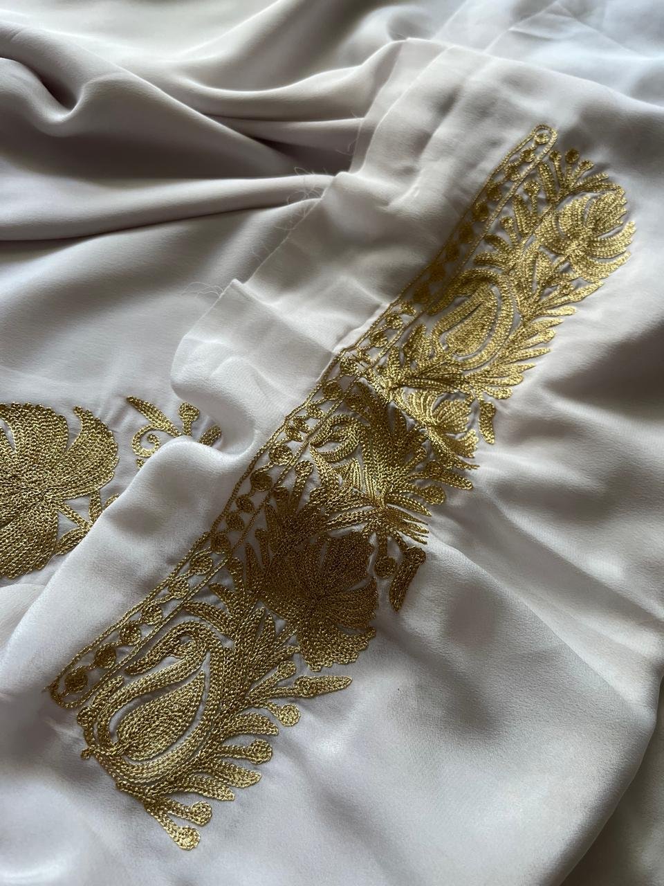 Crepe Saree adorned with intricate handcrafted Kashmiri Tilla embroidery - Image 6